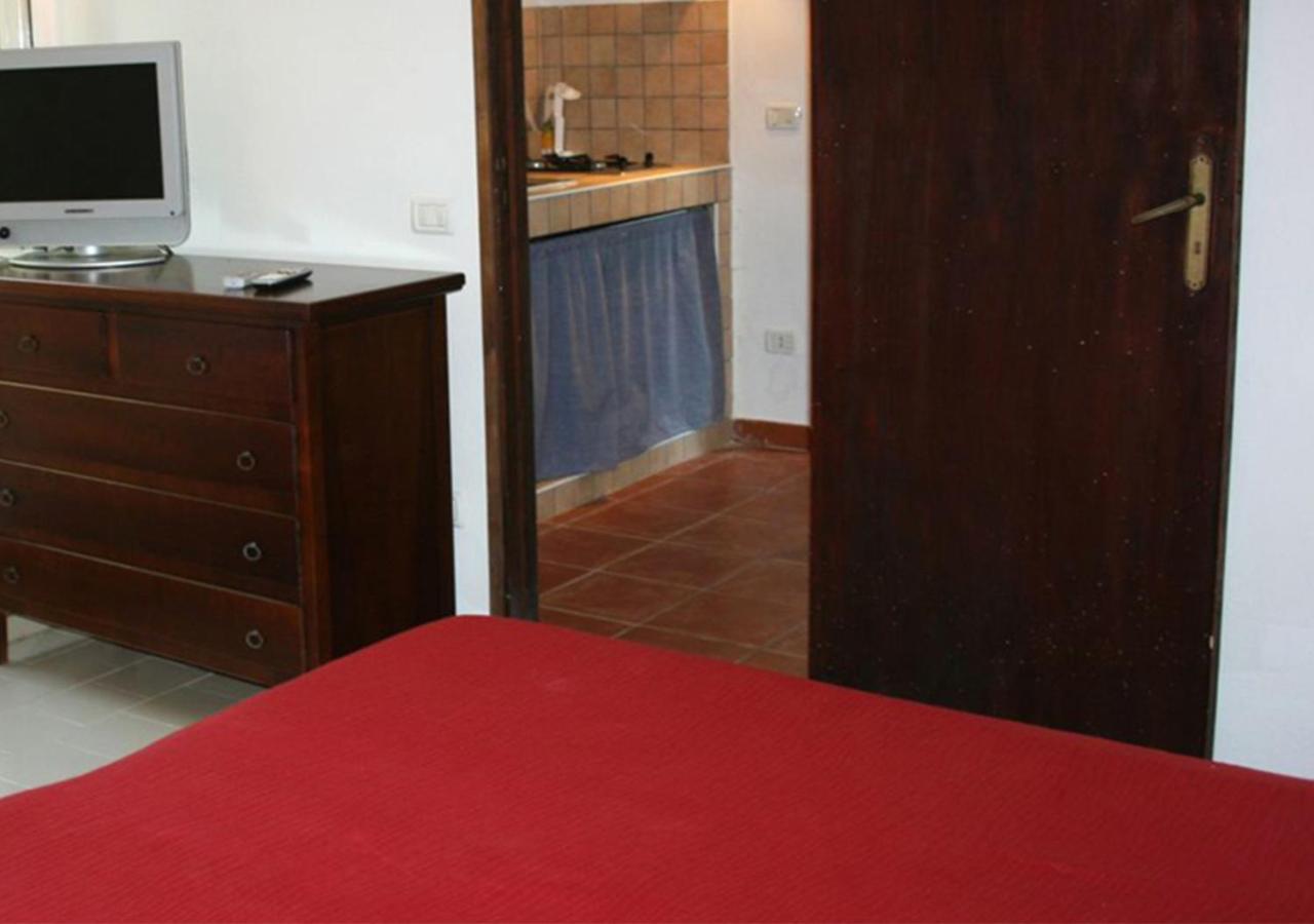 Tenuta Conte Ruggero Santa Domenica  Eksteriør billede