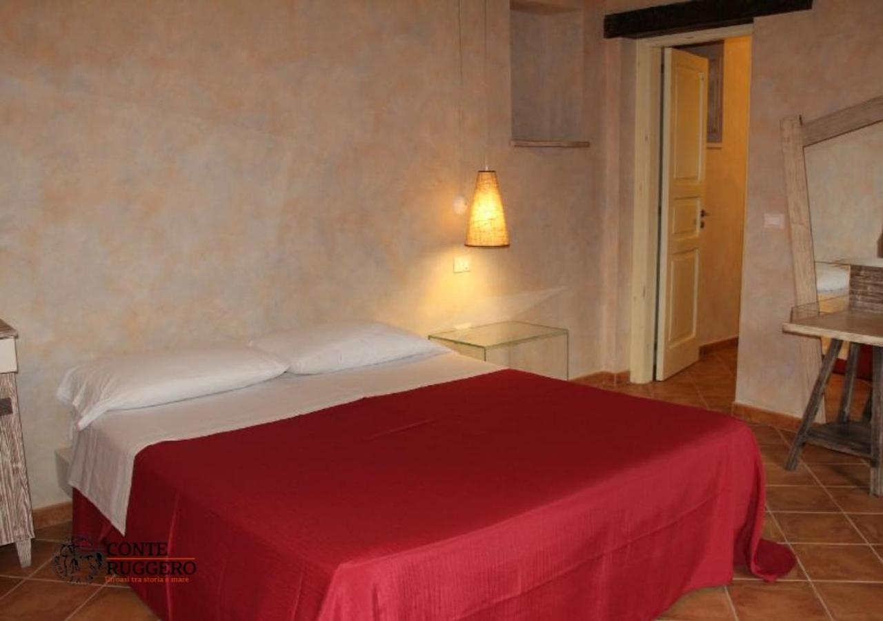 Tenuta Conte Ruggero Santa Domenica  Eksteriør billede
