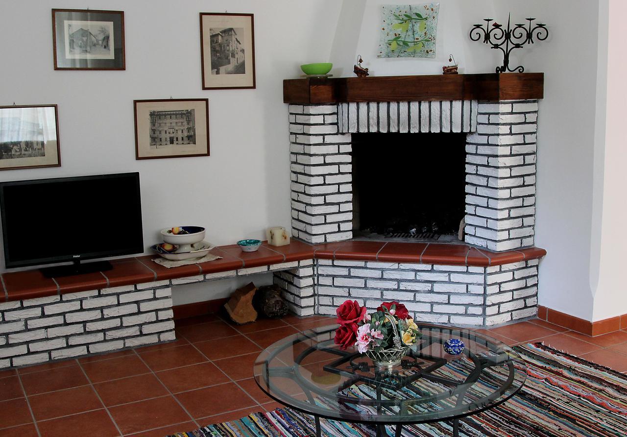 Tenuta Conte Ruggero Santa Domenica  Eksteriør billede